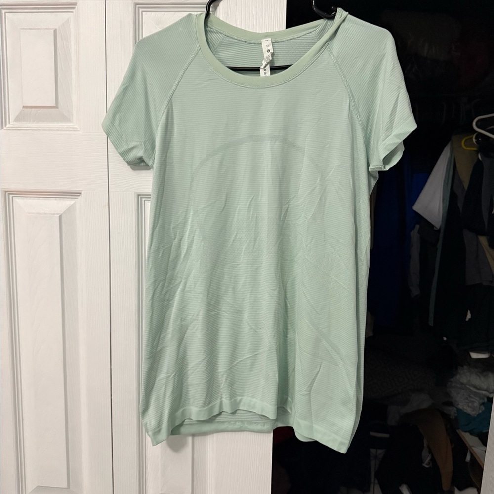 Lululemon Athletica Light Green Short Sleeve Tee
